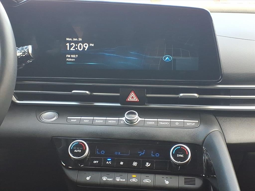 2025 Hyundai ELANTRA SEL Convenience