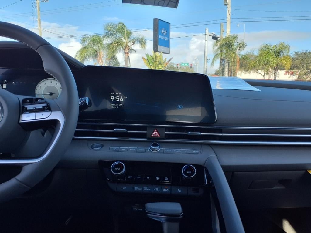 2025 Hyundai ELANTRA SEL Convenience