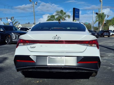 2025 Hyundai ELANTRA SEL Convenience