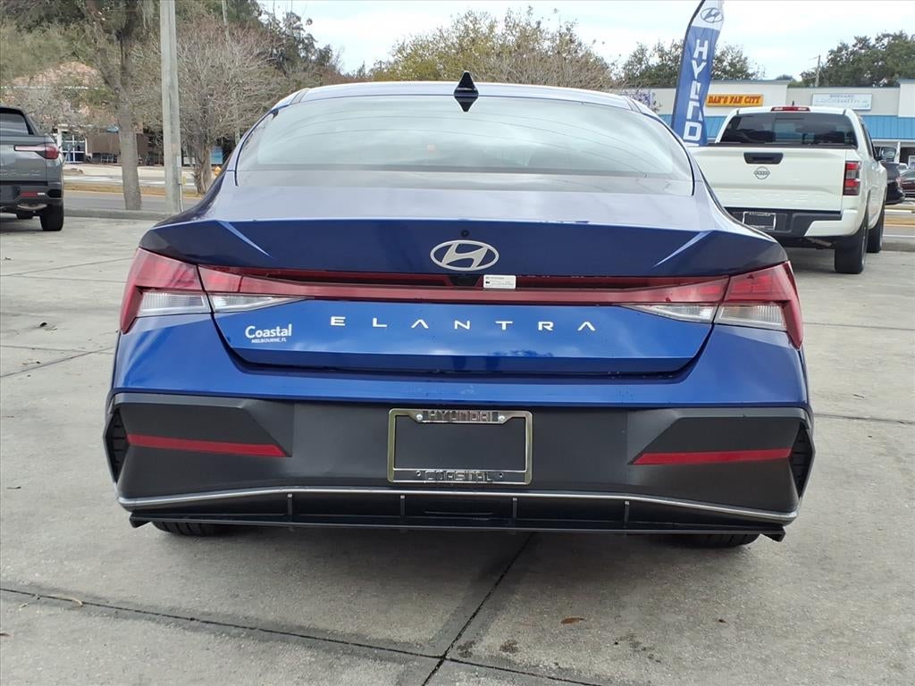 2025 Hyundai ELANTRA SEL Convenience