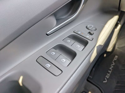 2025 Hyundai ELANTRA SEL Convenience