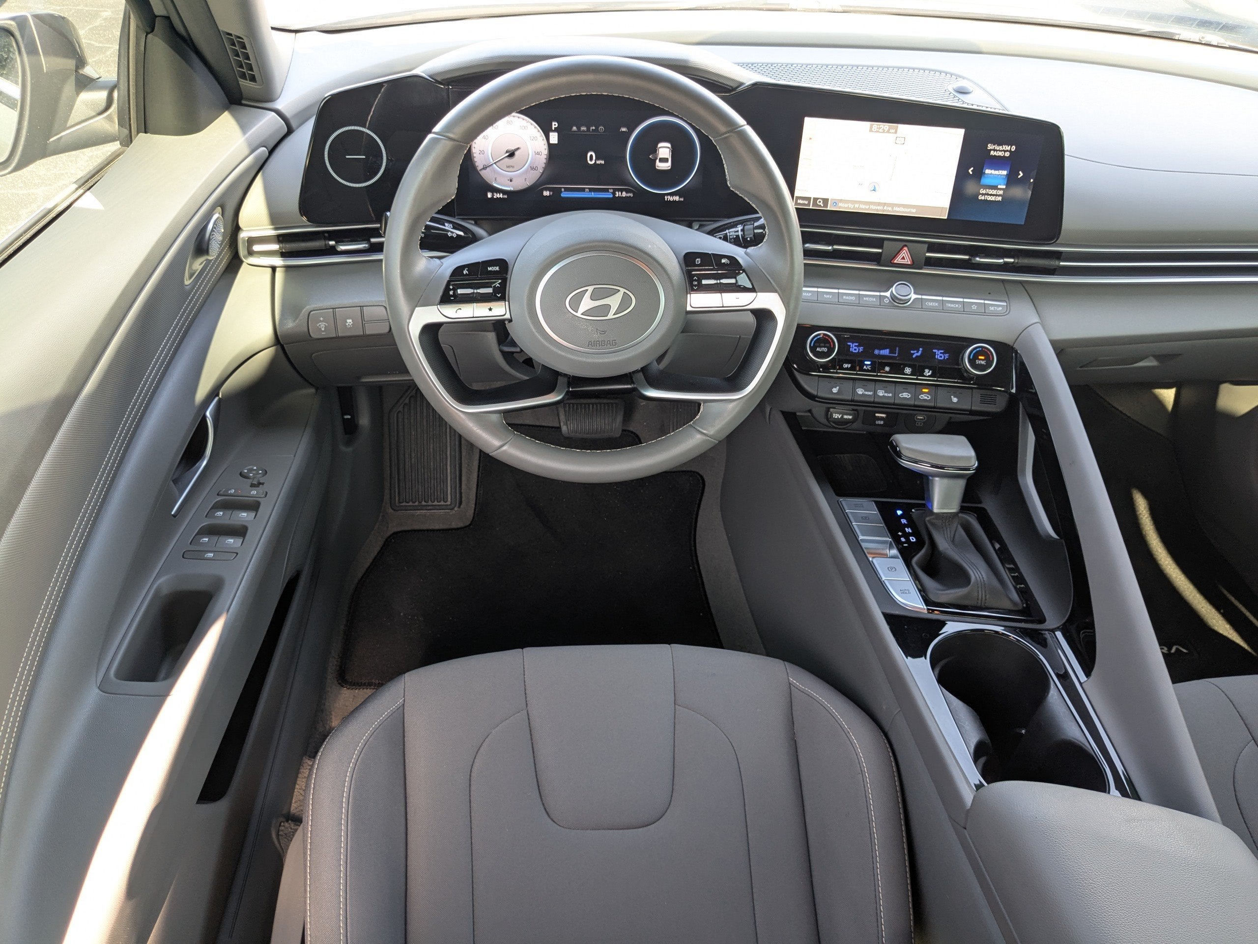 2025 Hyundai ELANTRA SEL Convenience