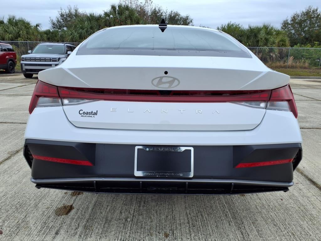 2025 Hyundai ELANTRA SEL Convenience
