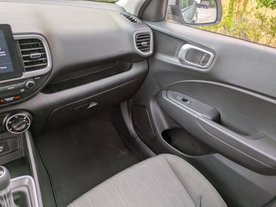 2021 Hyundai VENUE SE
