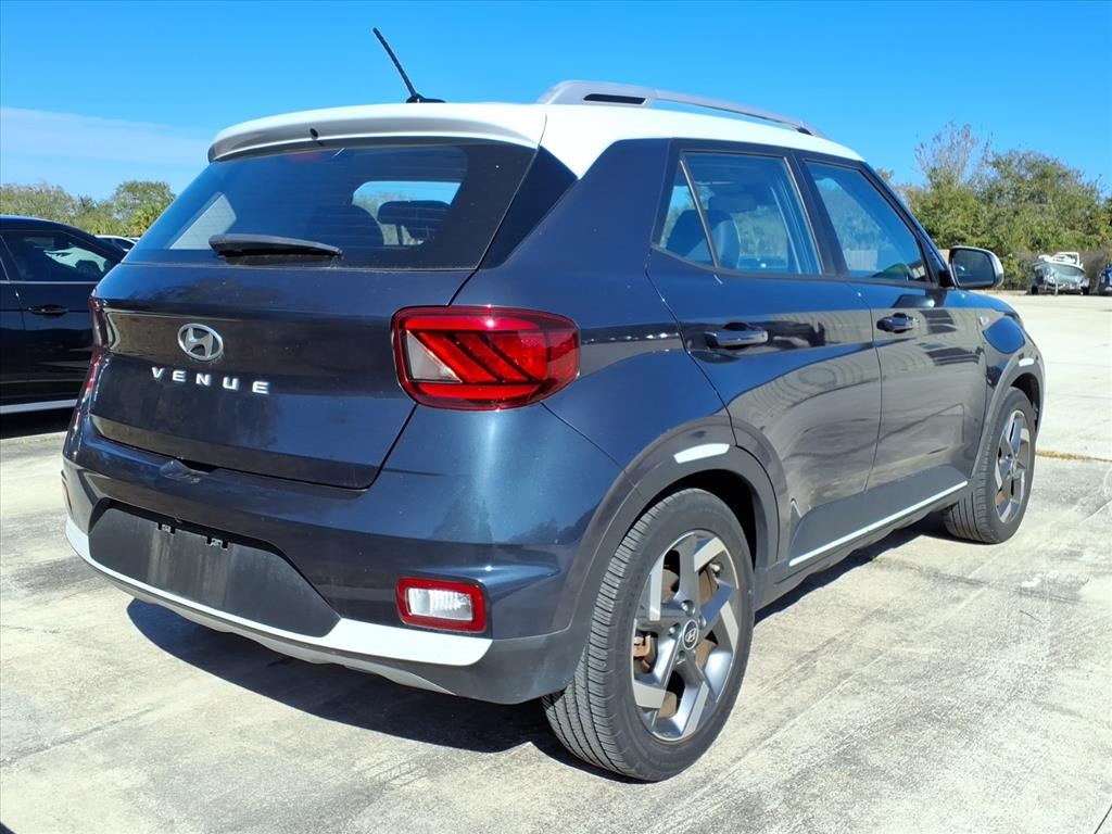 2023 Hyundai VENUE Limited CERTIFIED