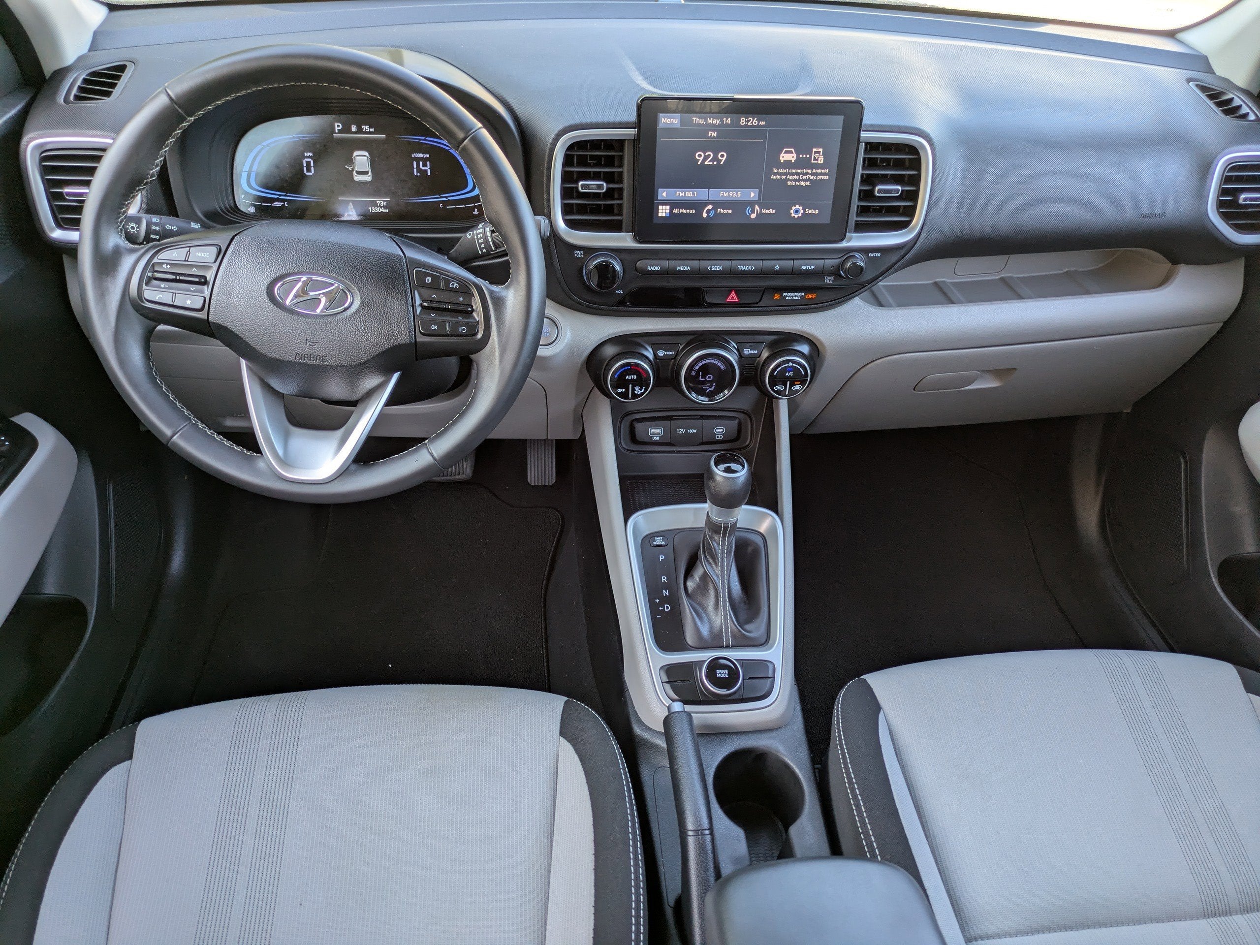 2025 Hyundai VENUE SEL