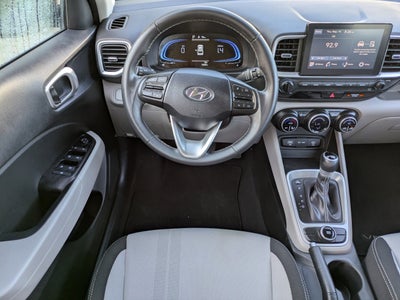 2025 Hyundai VENUE SEL