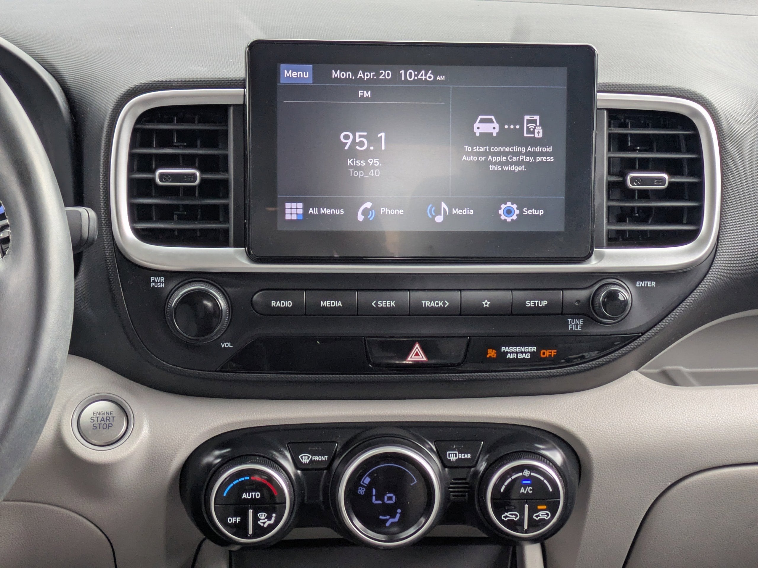 2024 Hyundai VENUE SEL