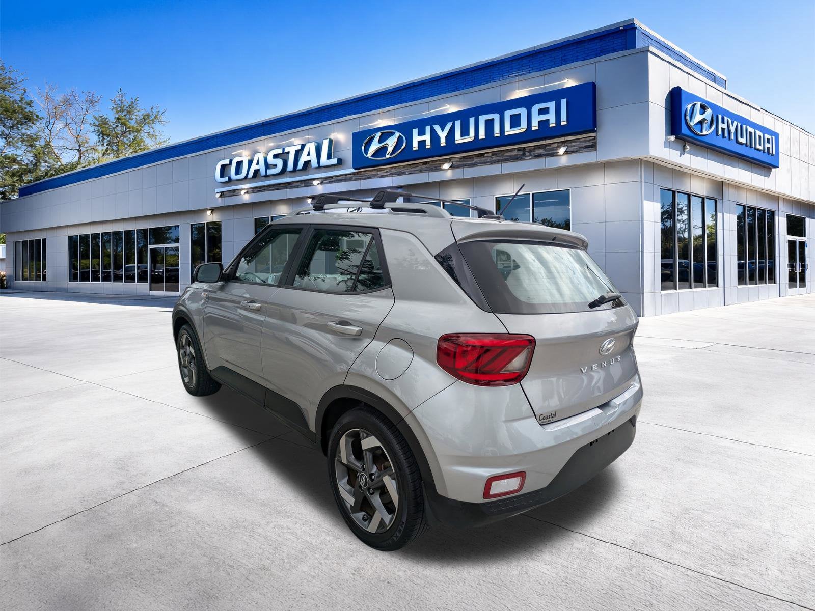 2024 Hyundai VENUE SEL