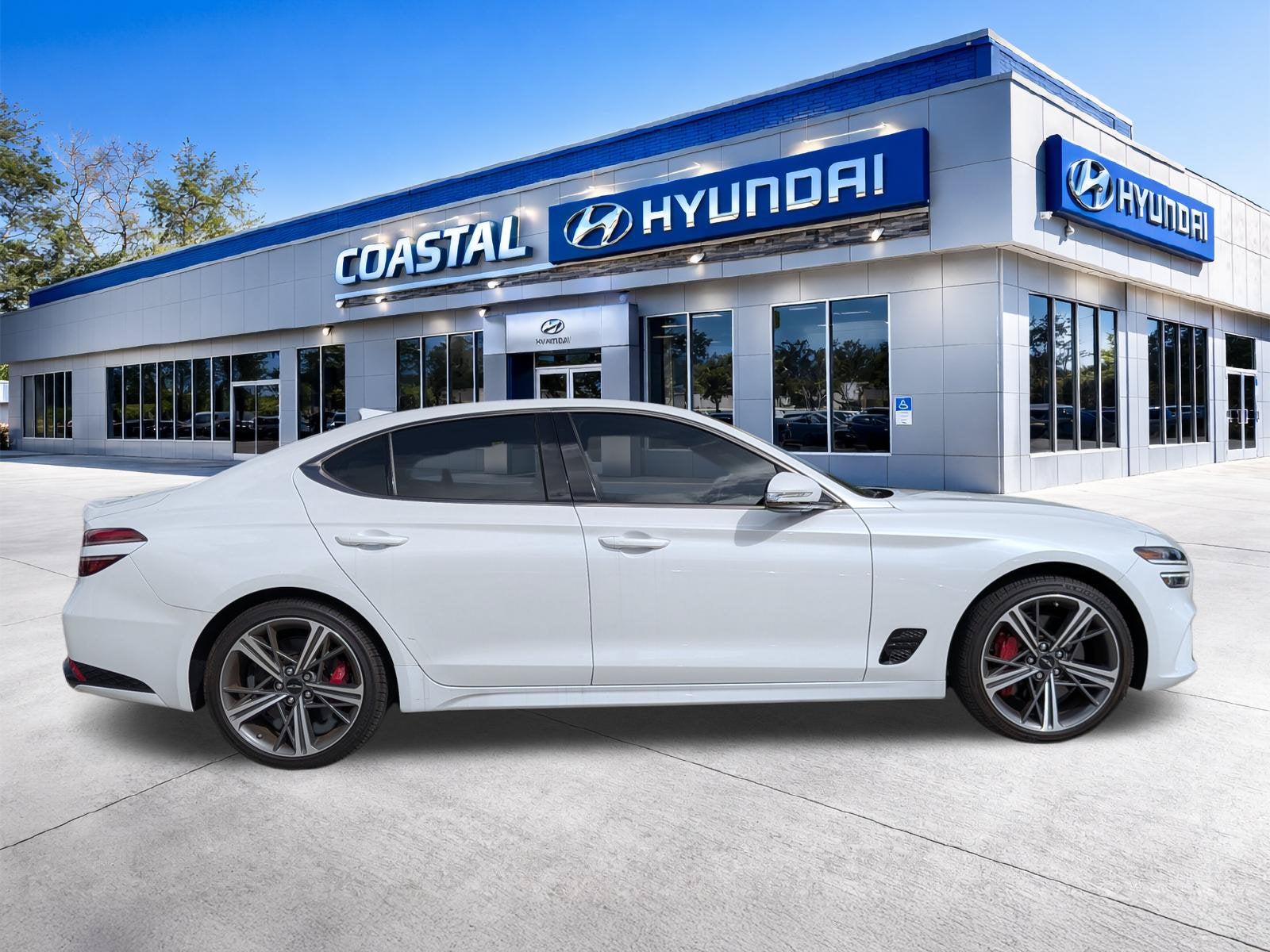 2025 Genesis G70 2.5T