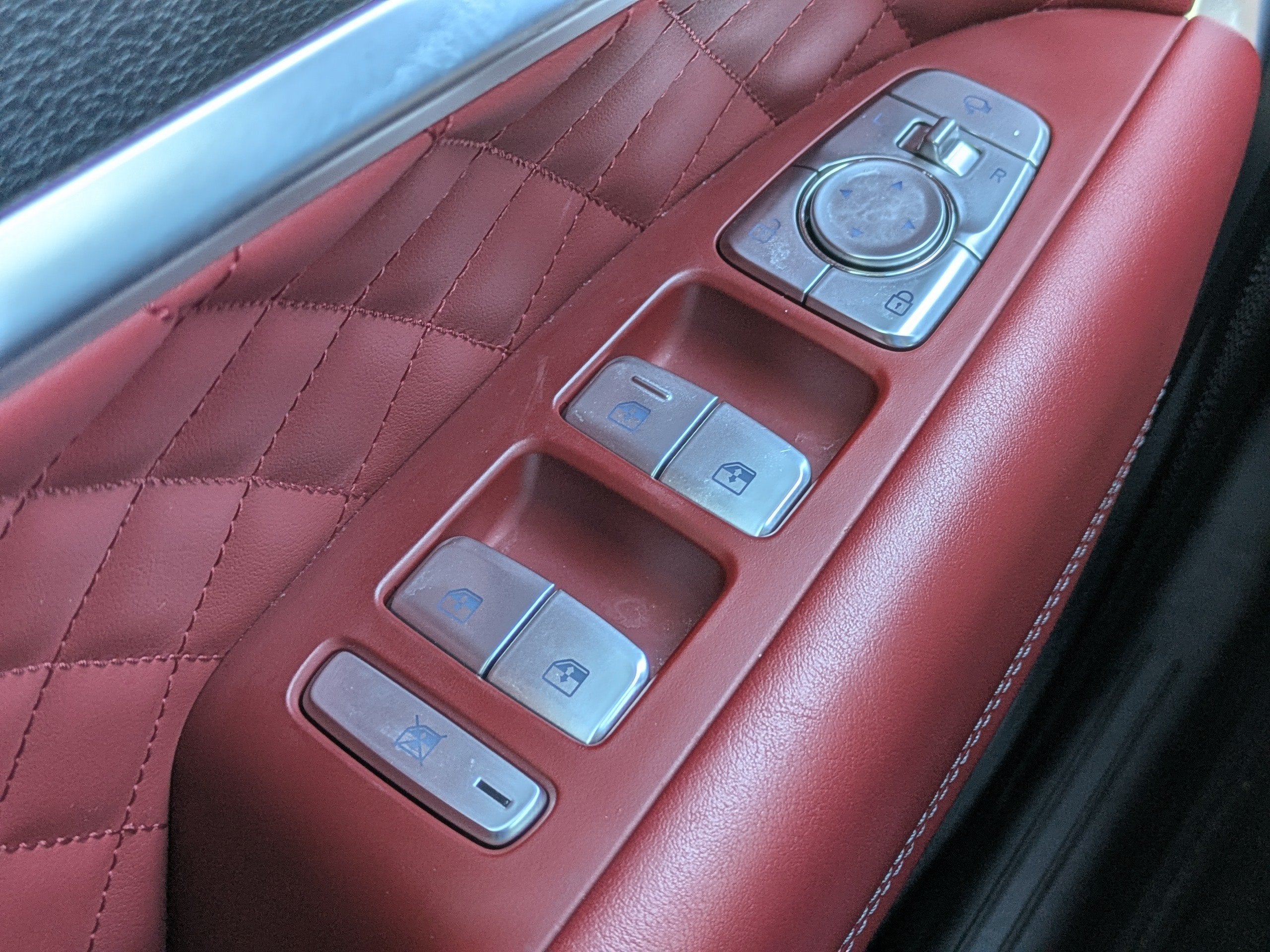 2024 Genesis G70 3.3T Sport Advanced