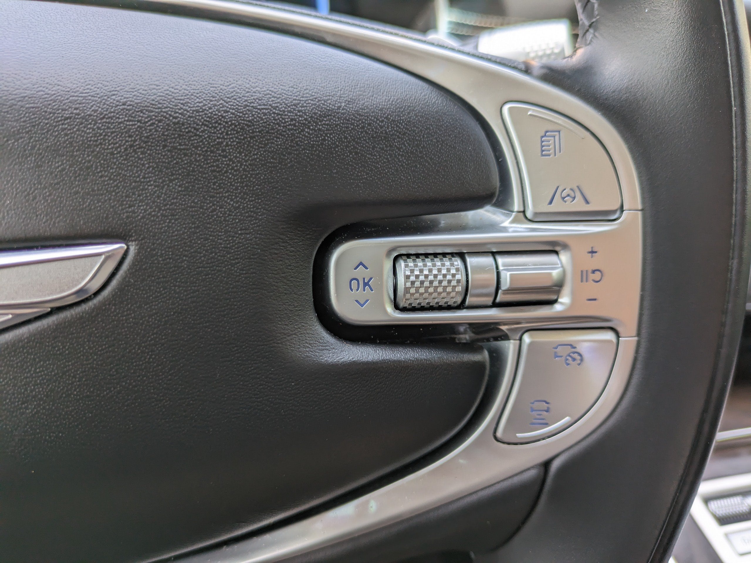2024 Genesis GV80 Prestige Signature
