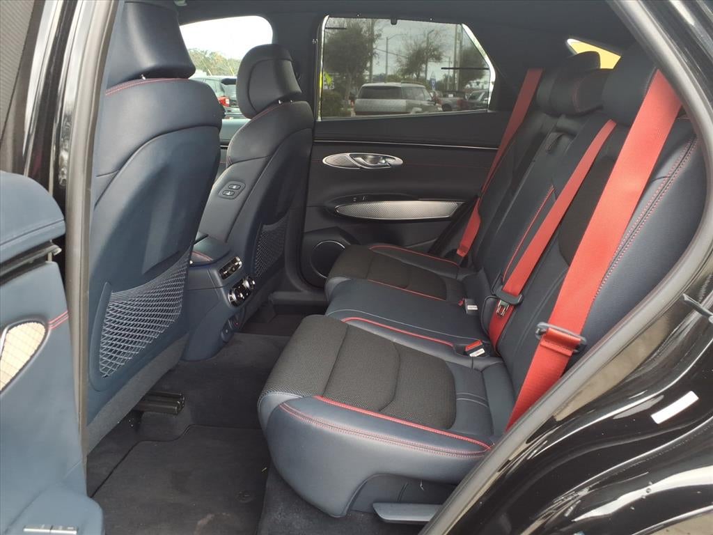 2023 Genesis GV70 2.5T