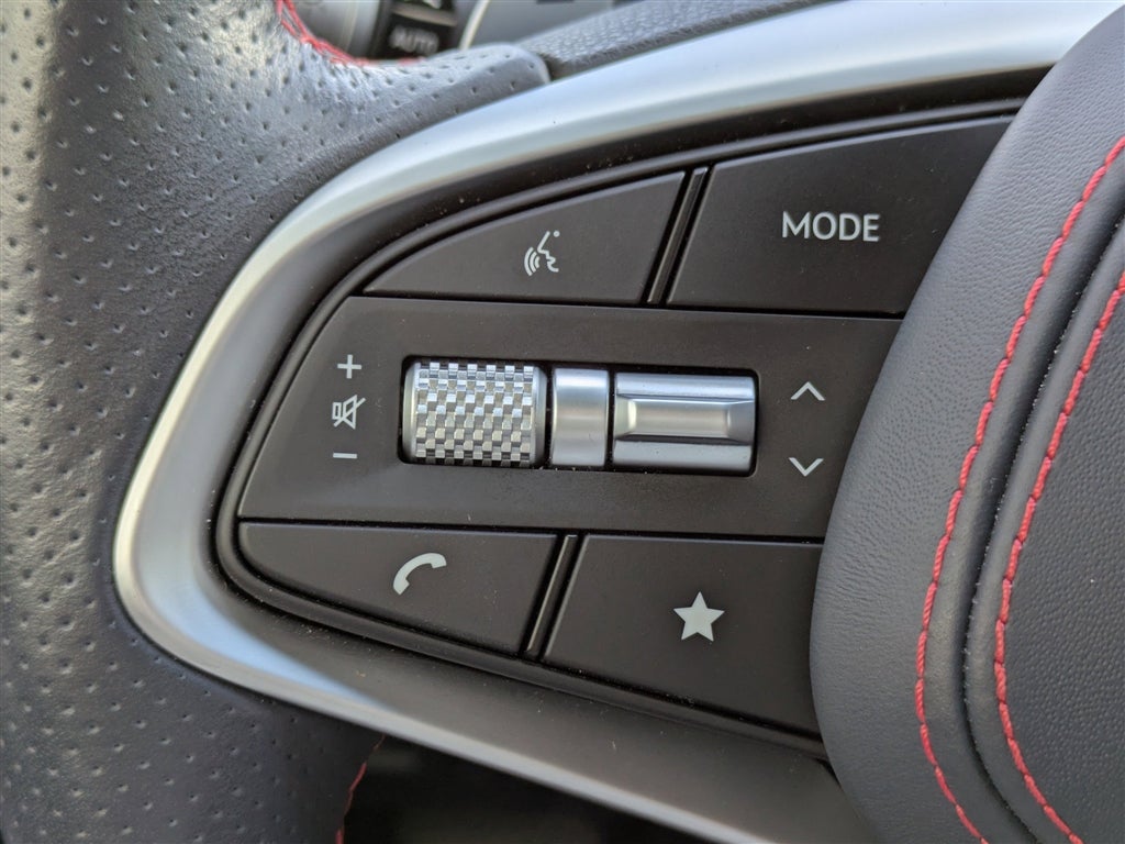 2023 Genesis GV70 2.5T PRESTIGE