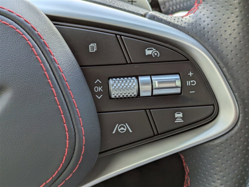 2023 Genesis GV70 2.5T PRESTIGE