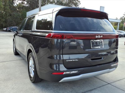 2024 Kia Carnival LX