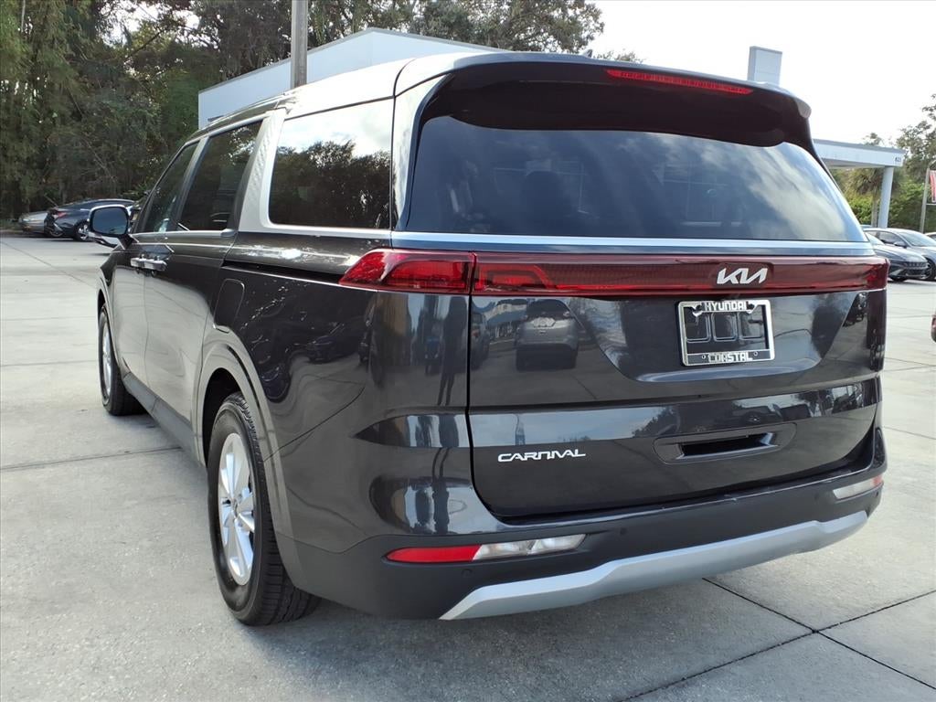 2024 Kia Carnival LX