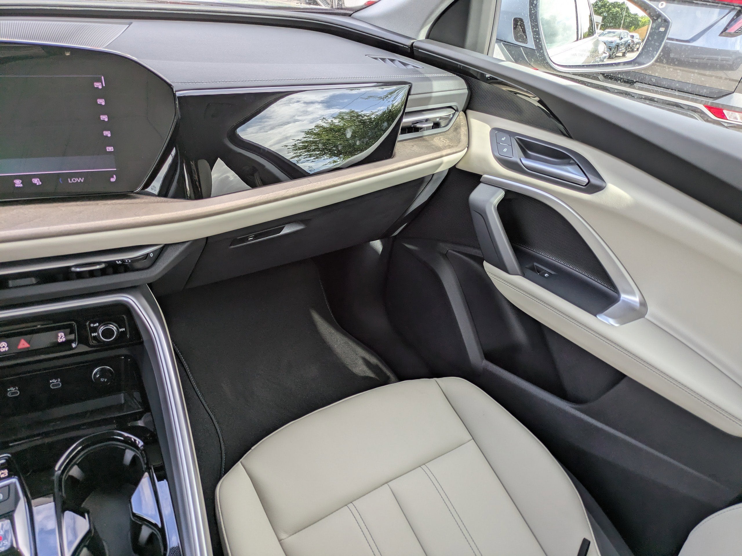 2025 Audi Q5 Premium