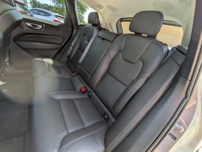 2022 Volvo XC60 Inscription