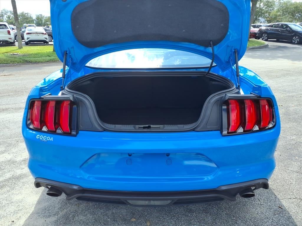 2022 Ford Mustang EcoBoost