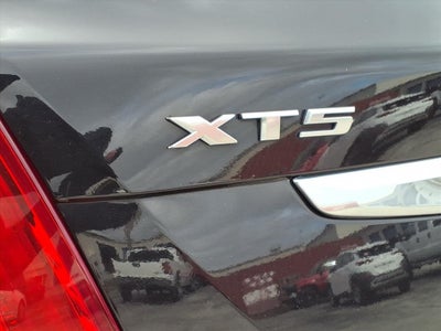 2018 Cadillac XT5 Base