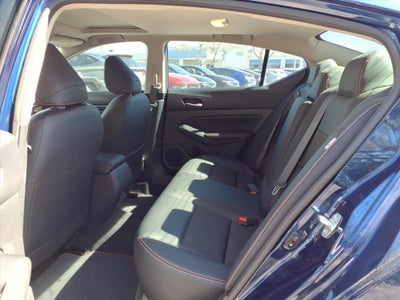 2022 Nissan Altima 2.0 SR