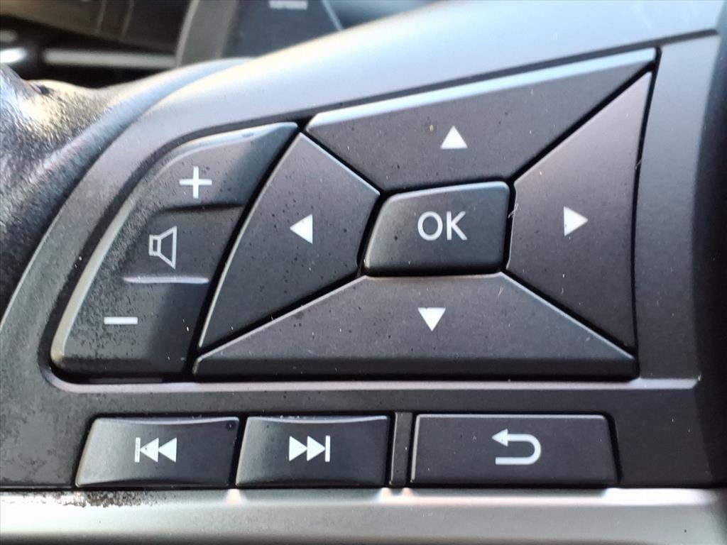 2022 Nissan Altima 2.0 SR