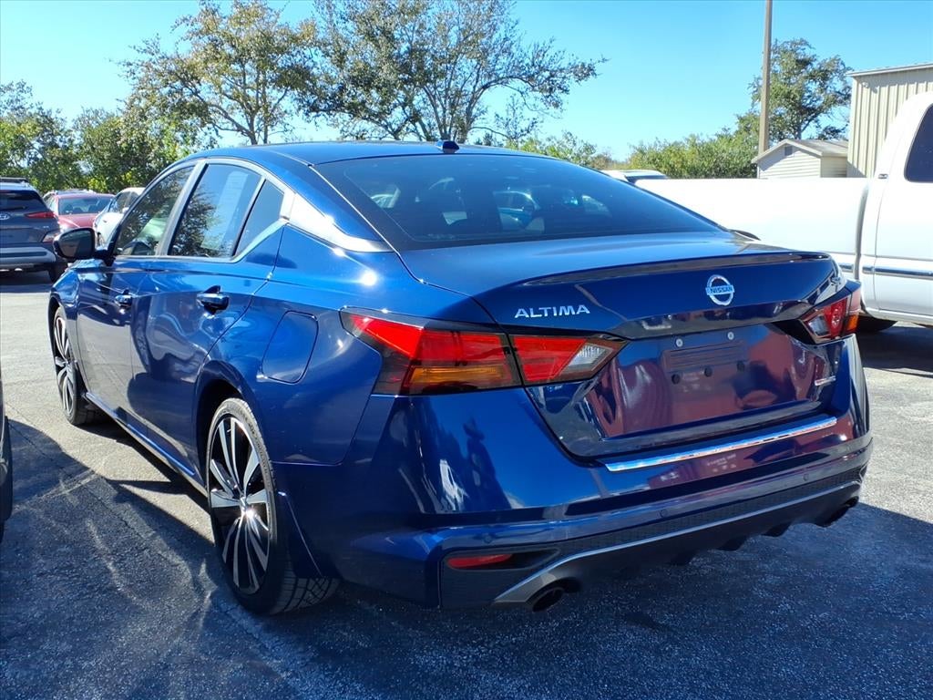 2022 Nissan Altima 2.0 SR