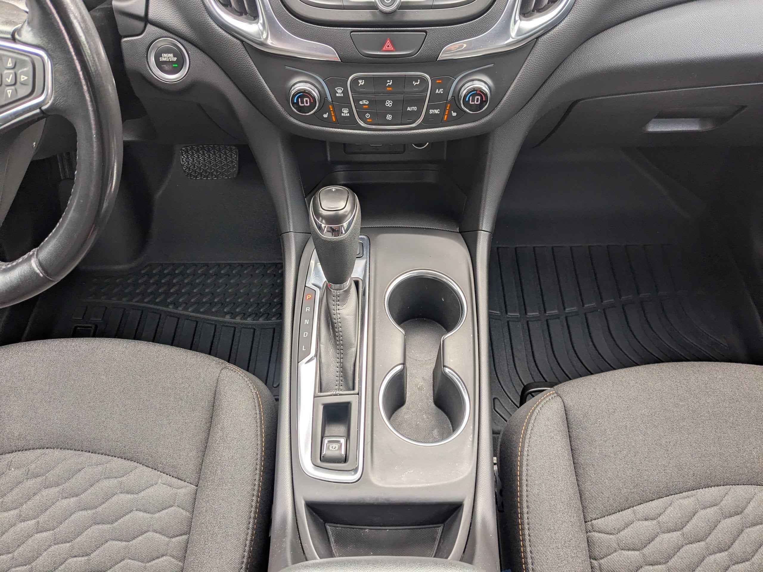 2021 Chevrolet Equinox LT - Photo 23