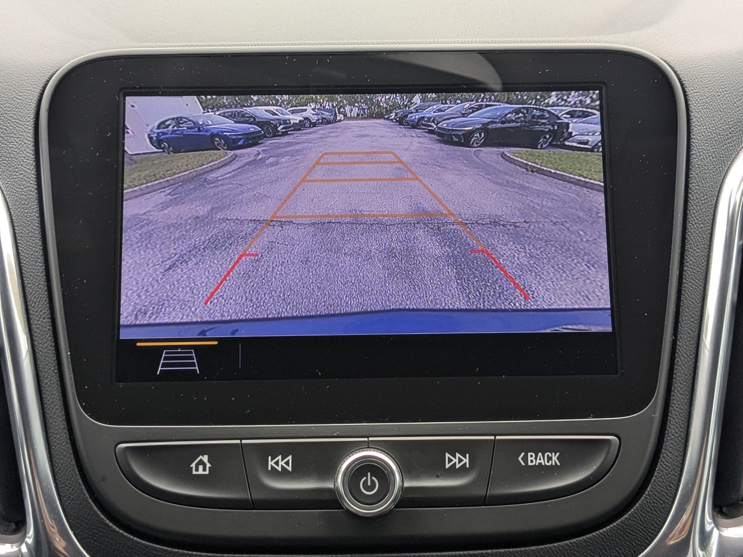 2021 Chevrolet Equinox LT - Photo 26