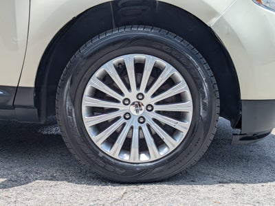 2012 Lincoln MKX Base