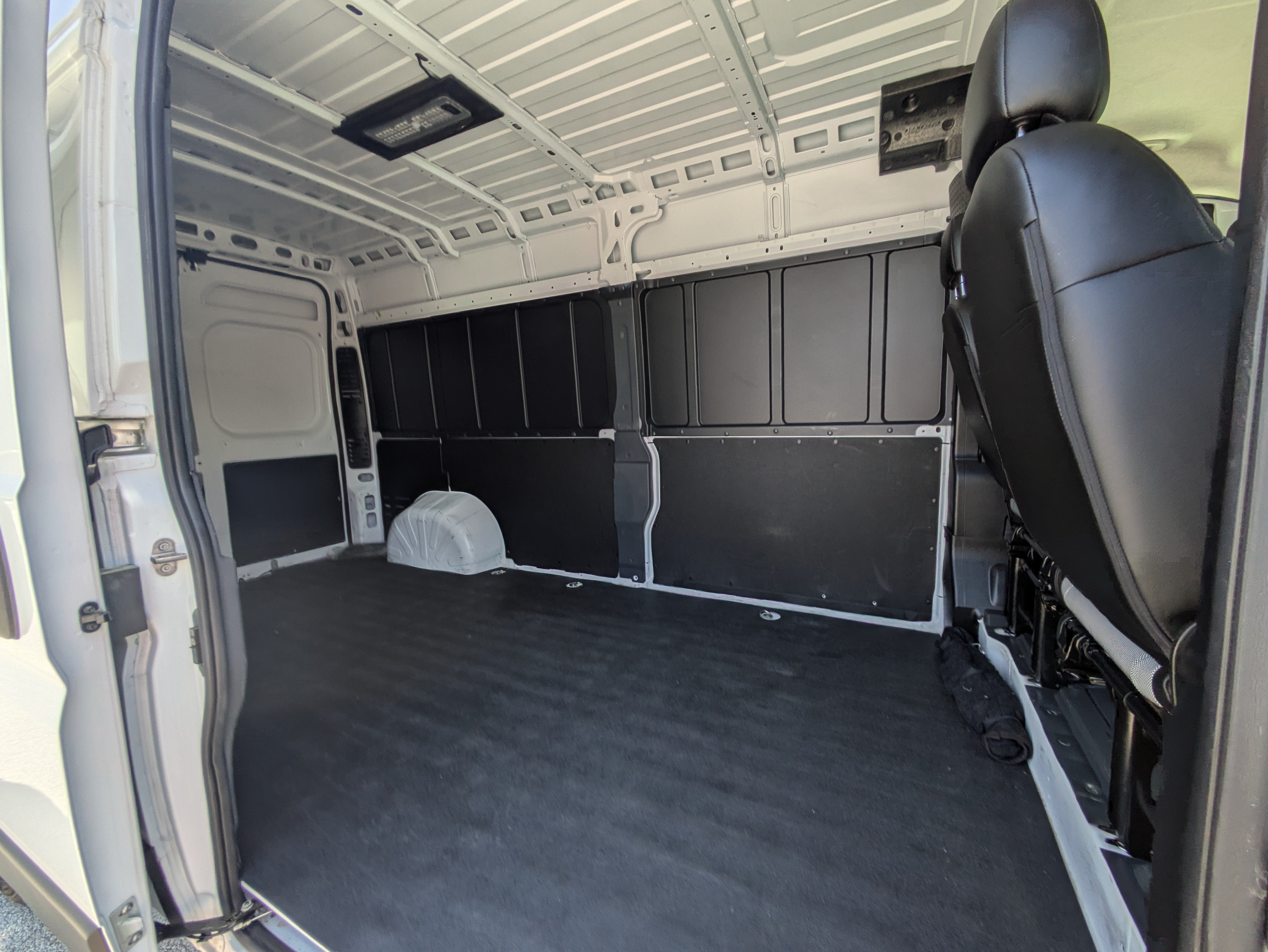 2025 RAM ProMaster Cargo Van Tradesman