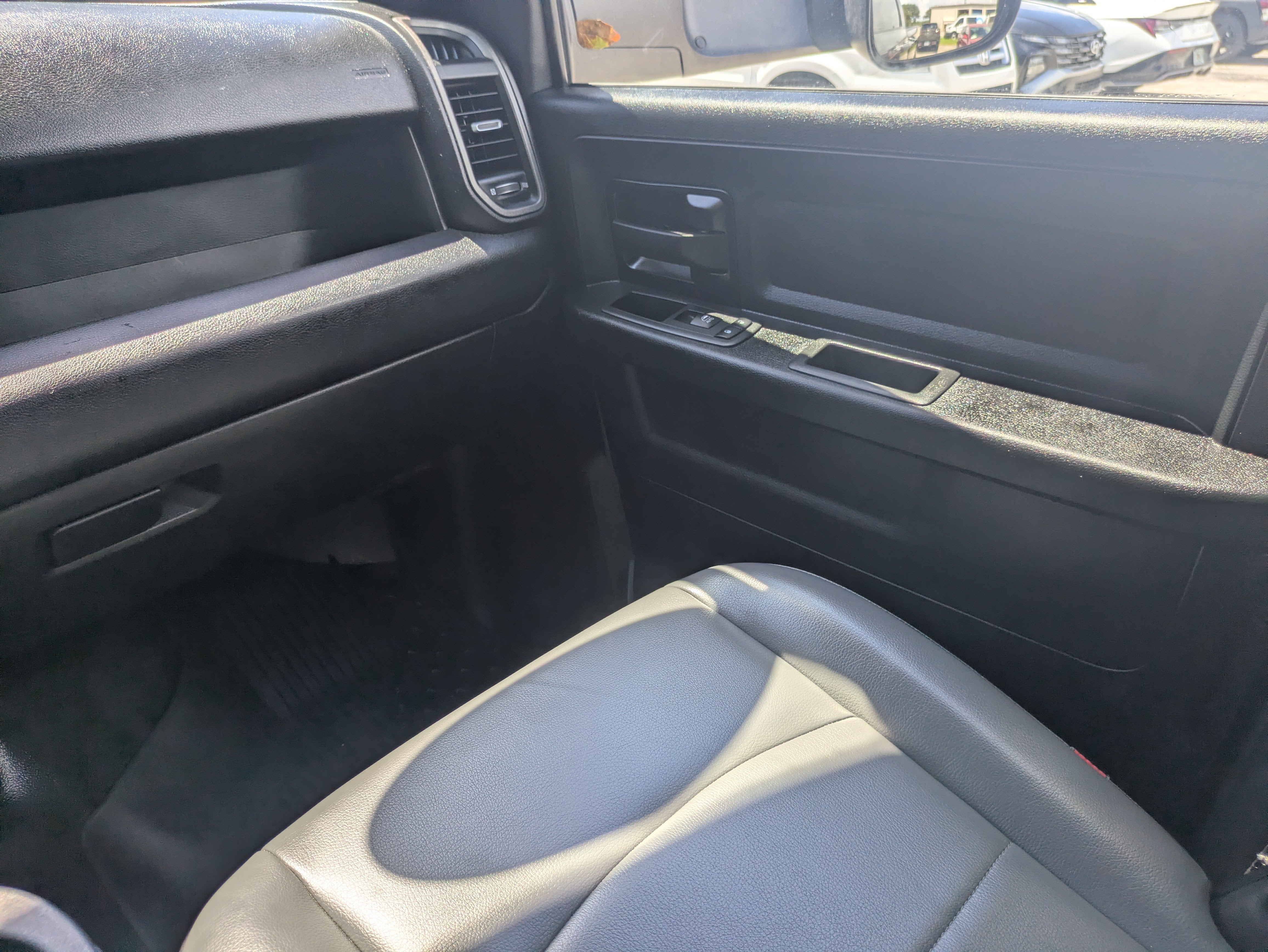 2022 RAM Ram 2500 Pickup Tradesman - Photo 18