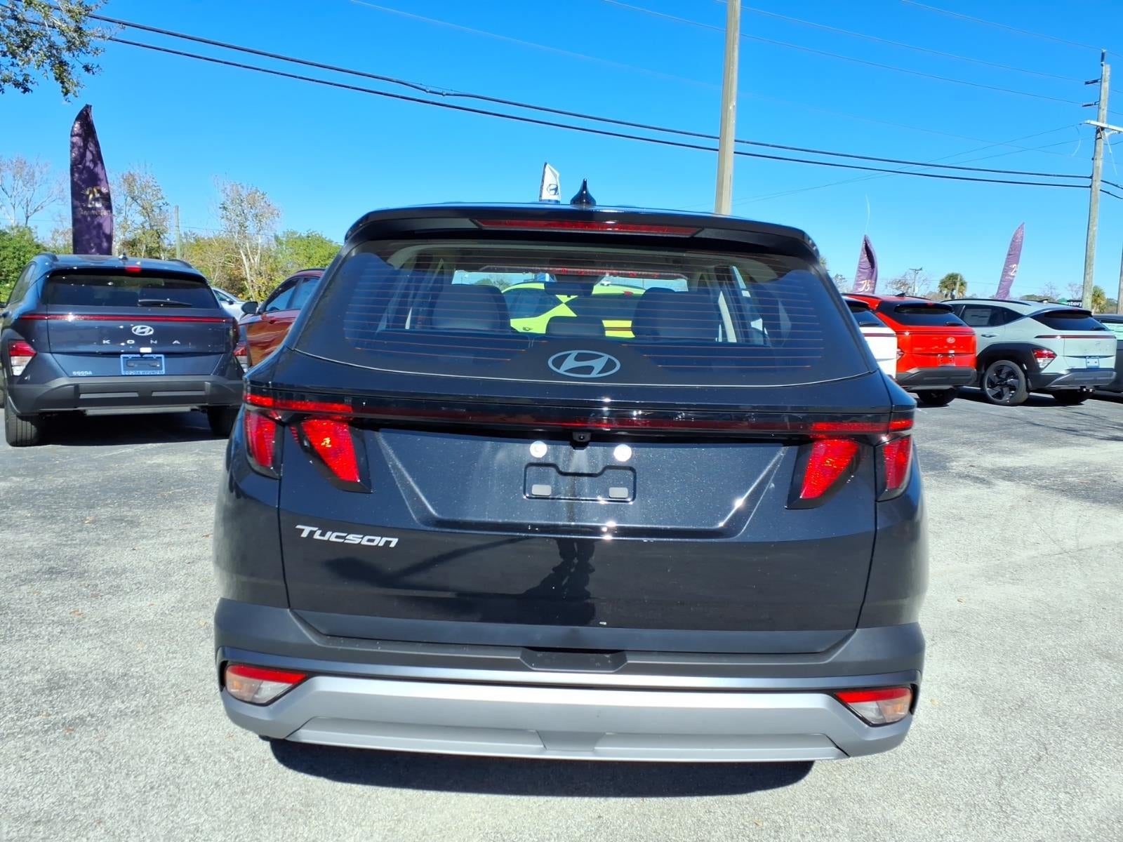 2026 Hyundai TUCSON SE FWD