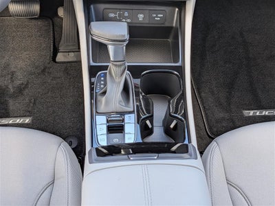 2026 Hyundai TUCSON SE FWD