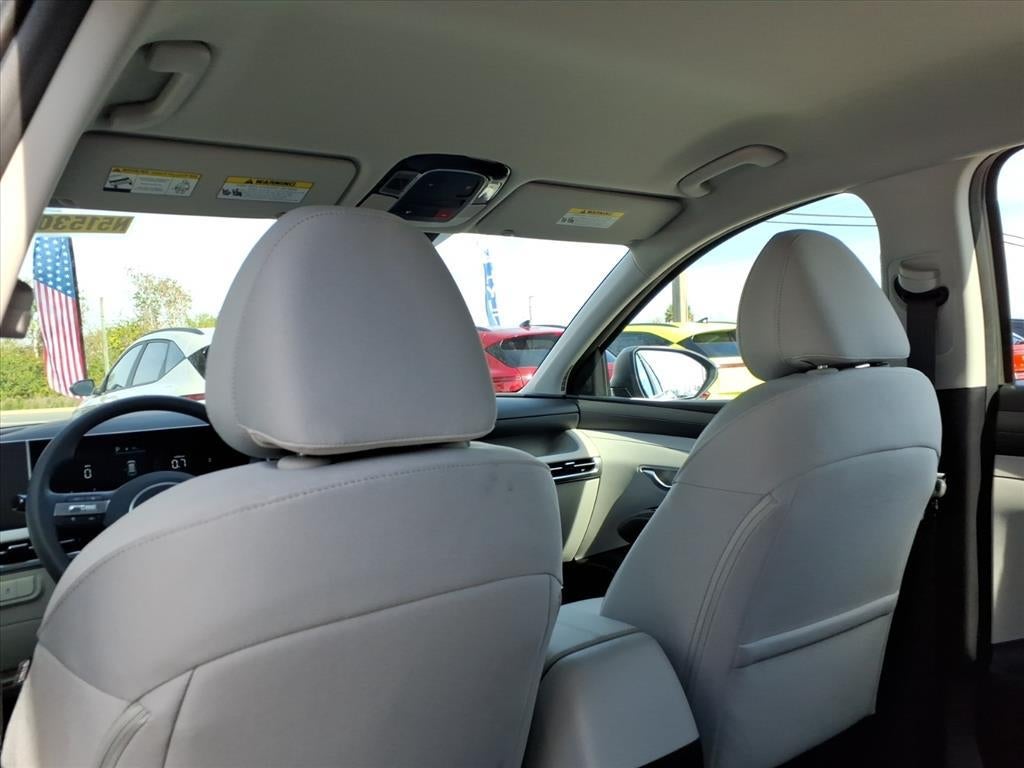 2026 Hyundai TUCSON SE FWD