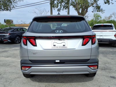 2026 Hyundai TUCSON SE FWD