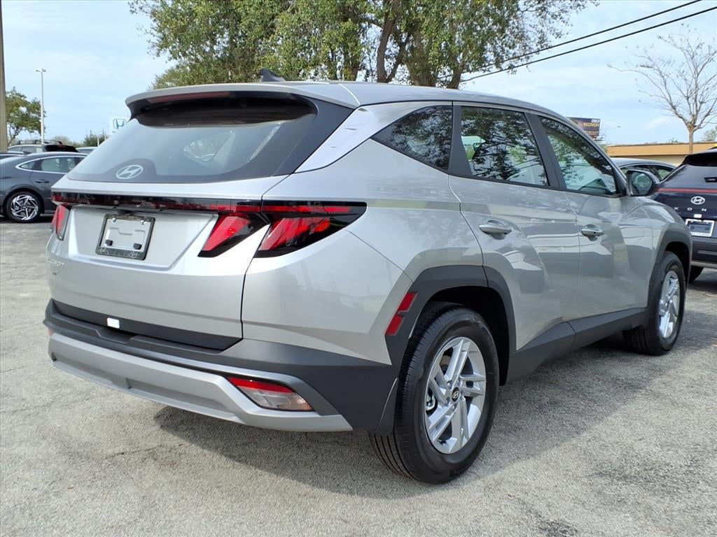 2026 Hyundai TUCSON SE FWD