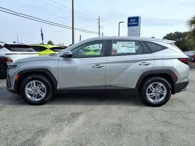 2026 Hyundai TUCSON SE FWD