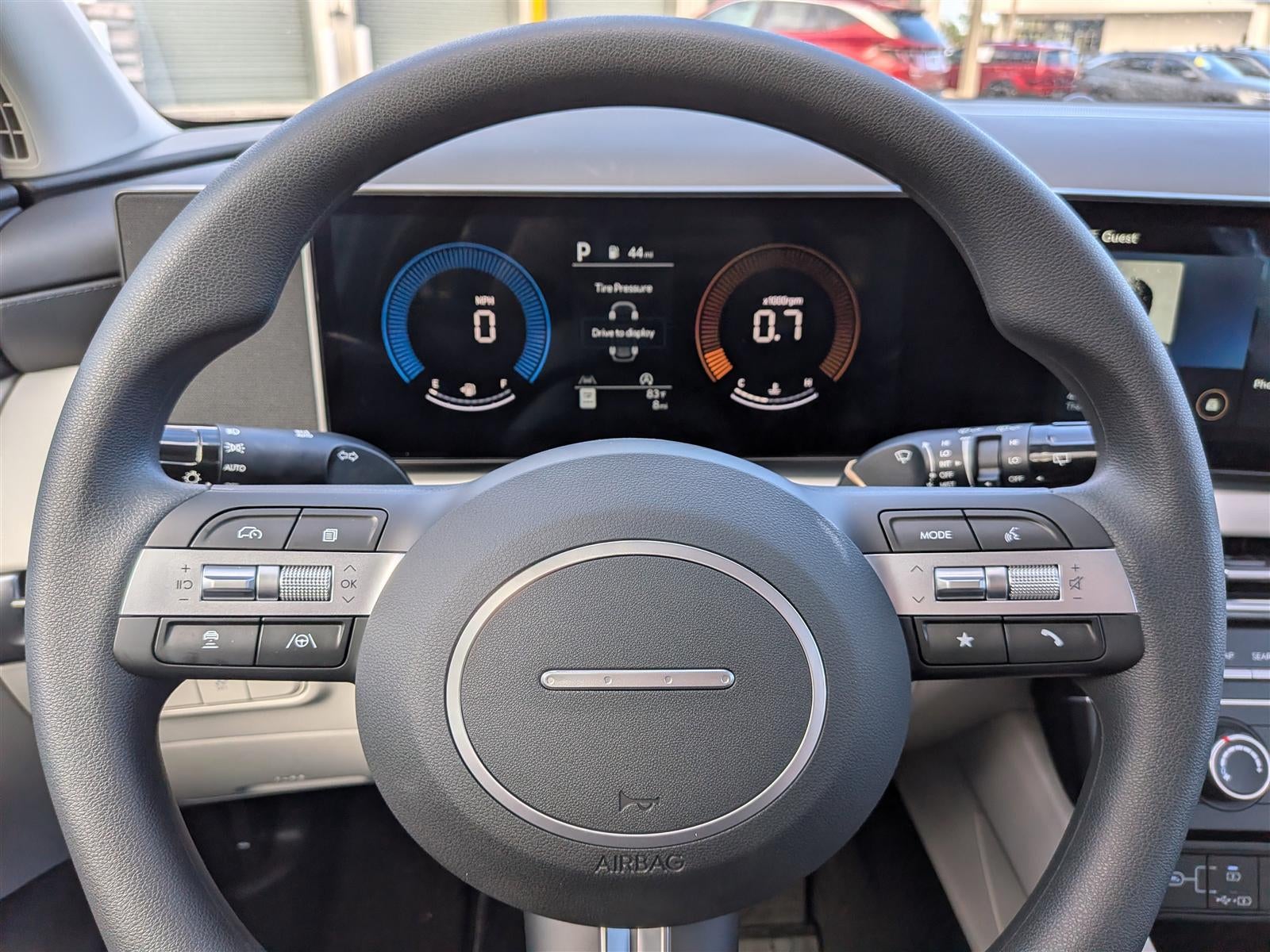 2026 Hyundai TUCSON SE FWD