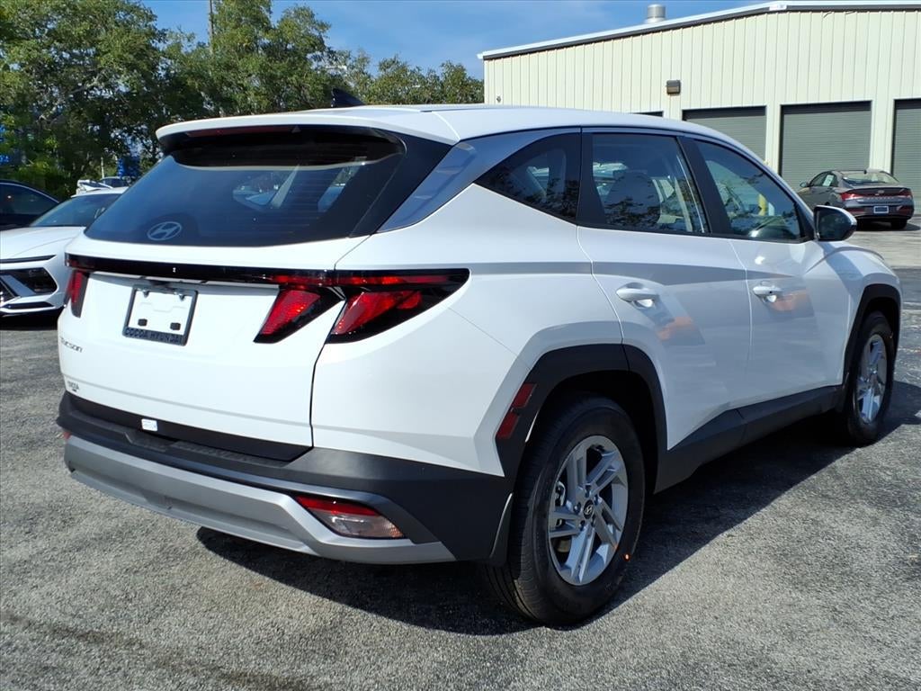 2026 Hyundai TUCSON SE FWD