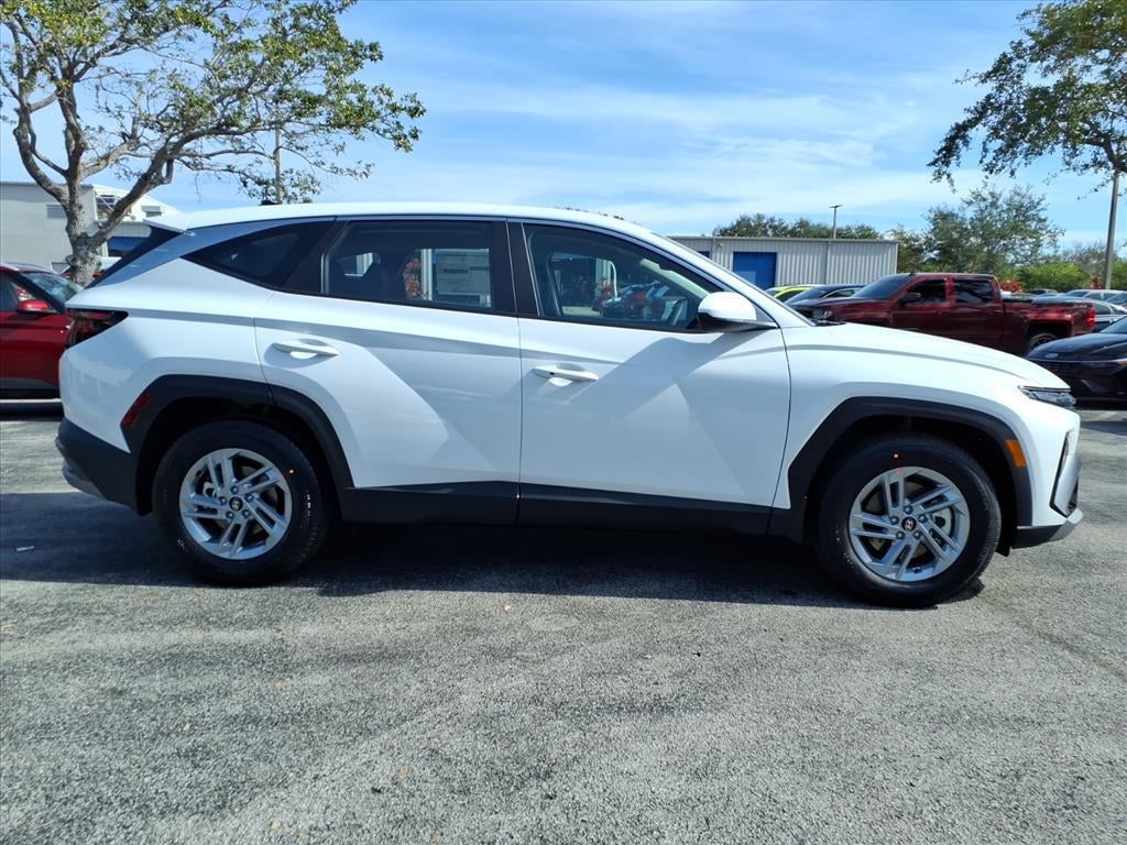 2026 Hyundai TUCSON SE FWD