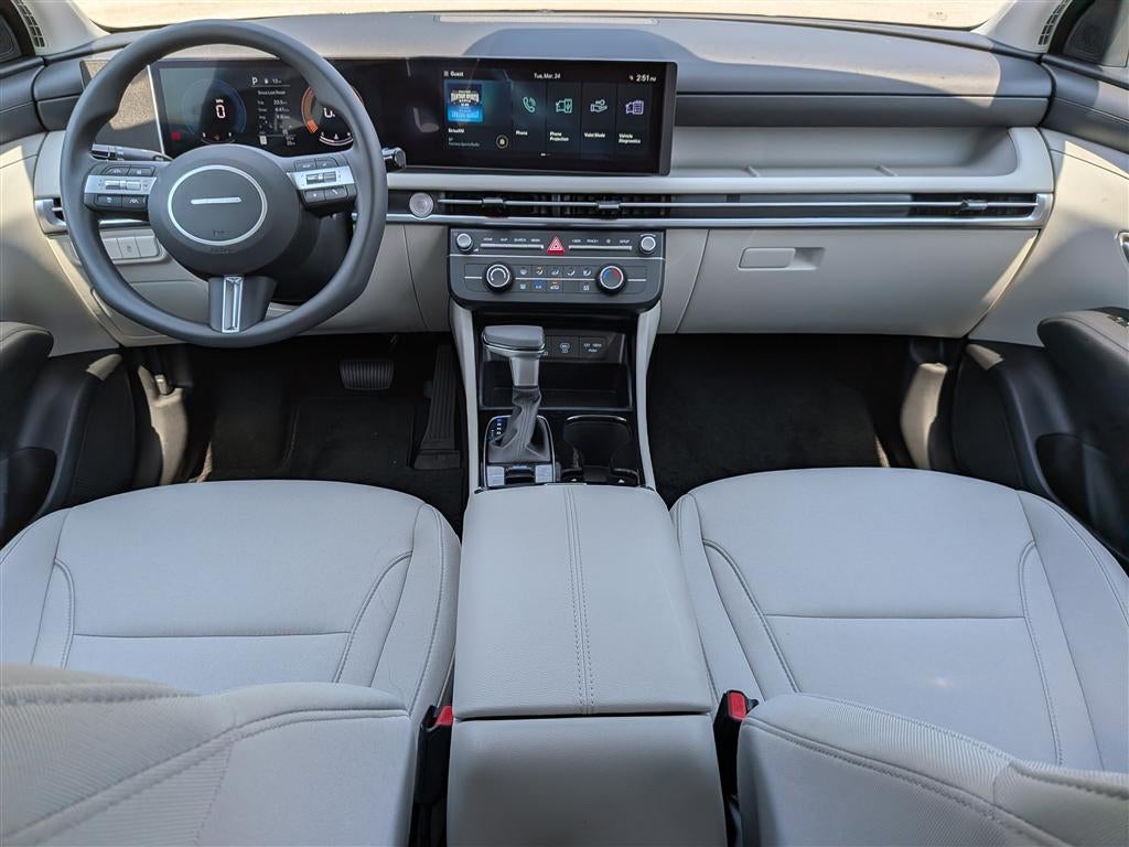 2026 Hyundai TUCSON SE FWD