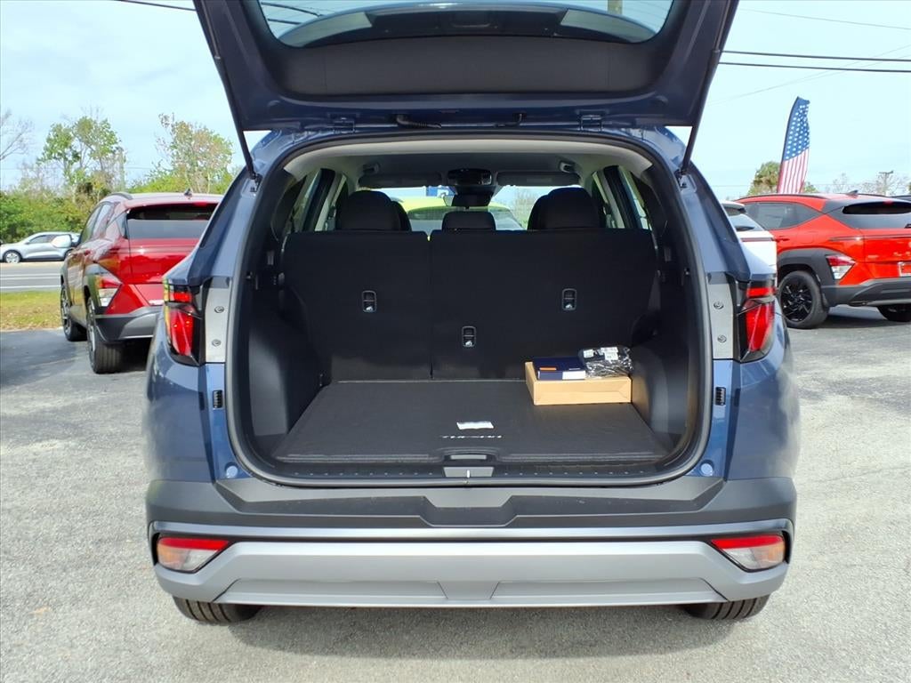 2026 Hyundai TUCSON SE FWD