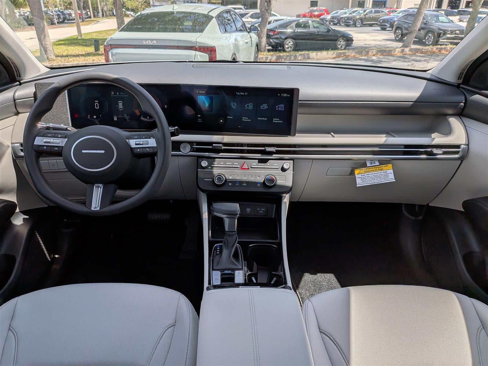 2026 Hyundai TUCSON SE FWD