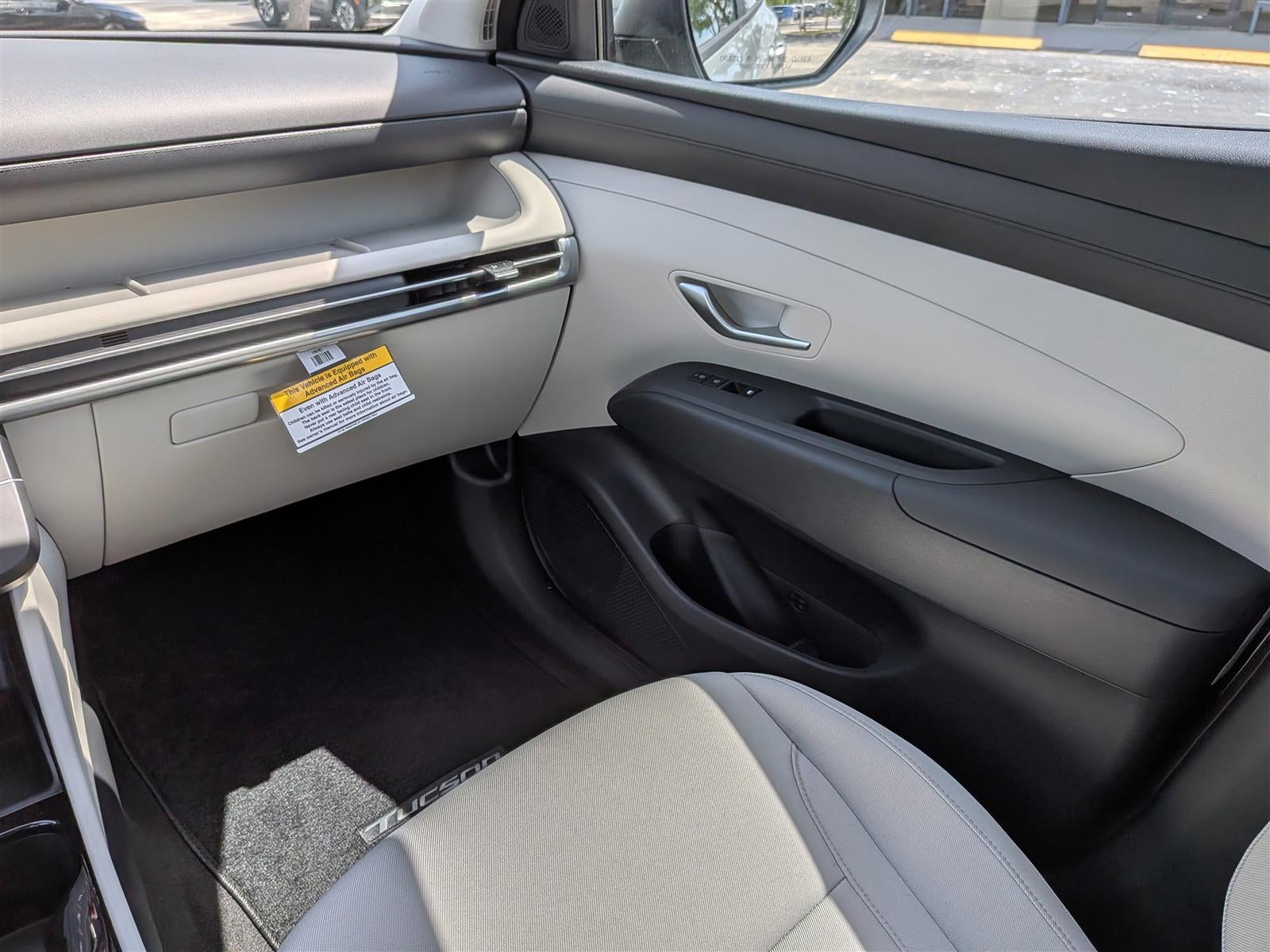 2026 Hyundai TUCSON SE FWD