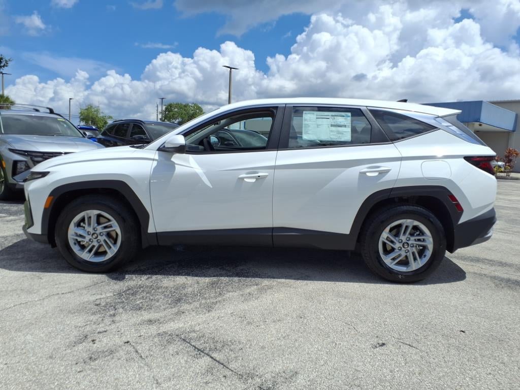 2026 Hyundai TUCSON SE FWD