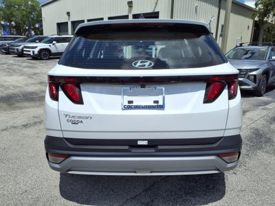 2026 Hyundai TUCSON SE FWD