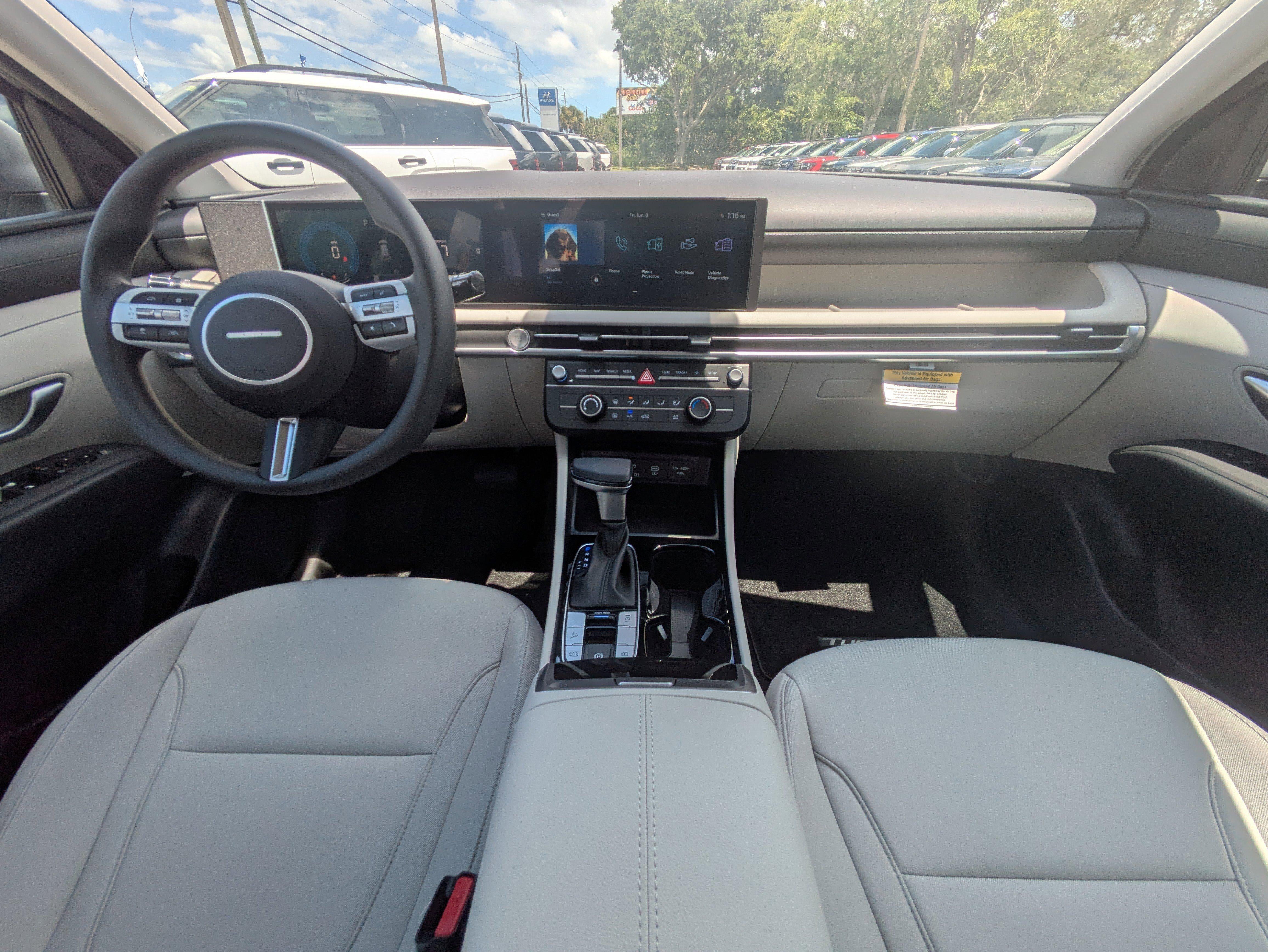 2026 Hyundai TUCSON SE