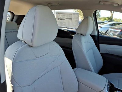 2026 Hyundai TUCSON SE FWD